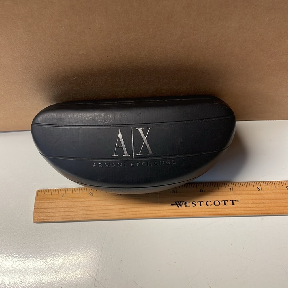 Armani Exchange case - Picture 2 of 7